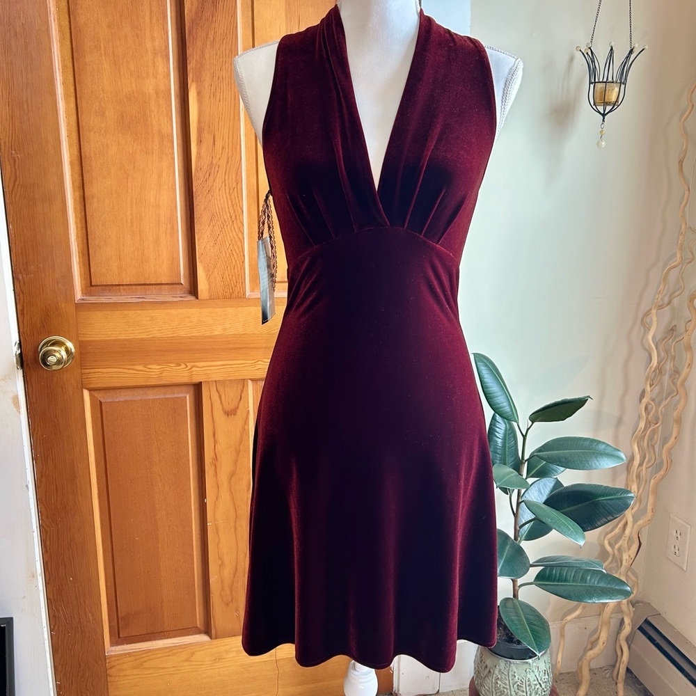 Vintage Roberta Bridal Deep Red Velvet Backless Dress